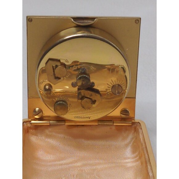 Vintage Seth Thomas Travel Alarm Clock‎ Leather Keywound Luminous Dial - Picture 8 of 9